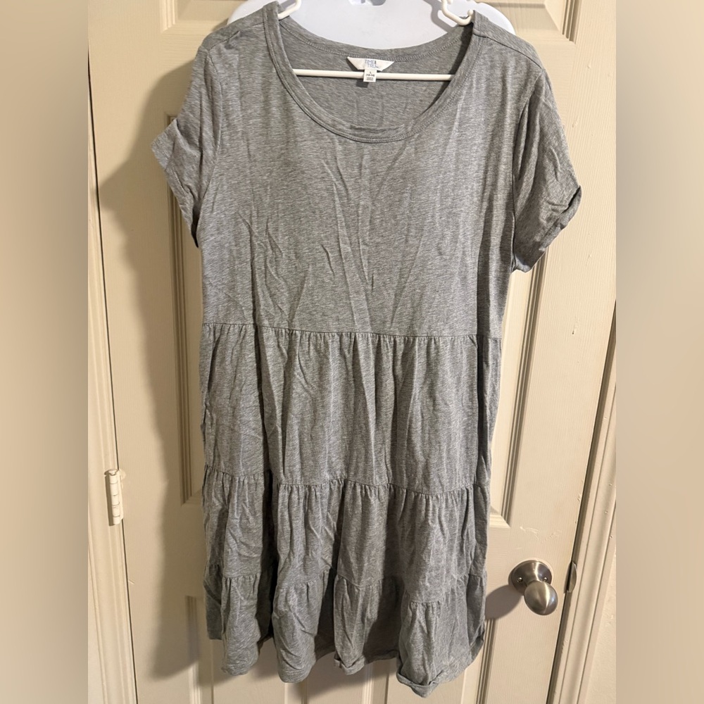 Time and Tru Heather Gray T-Shirt